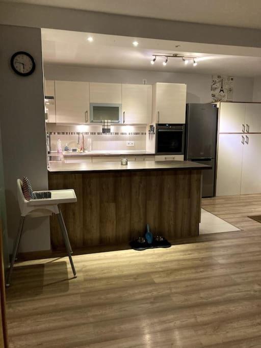 Grosse Wohnkueche, Terrasse, Schlafzimmer Am Steinhuder Meer, Wlan, Parkplatz, Fussbodenheizung, 70Qm Wunstorf Exteriér fotografie