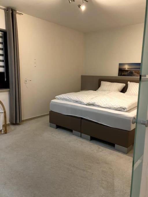Grosse Wohnkueche, Terrasse, Schlafzimmer Am Steinhuder Meer, Wlan, Parkplatz, Fussbodenheizung, 70Qm Wunstorf Exteriér fotografie